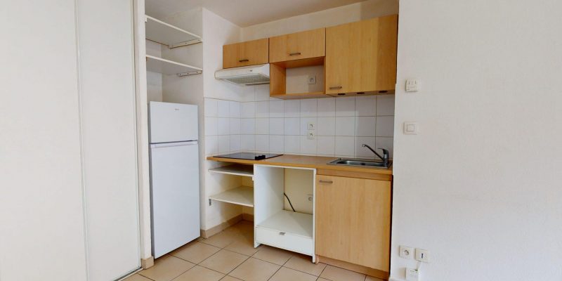 Photographie : Appartement-T2-en-rez-de-jardin-a-Lyon-12142023_090657