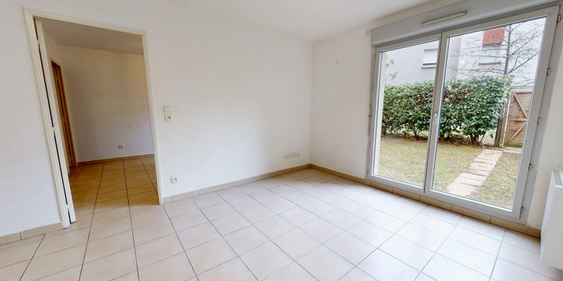 Photographie : Appartement-T2-en-rez-de-jardin-a-Lyon-12142023_091135