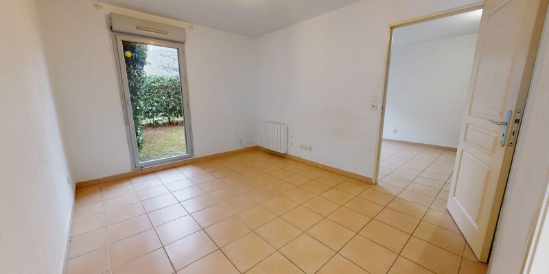 Photographie : Appartement-T2-en-rez-de-jardin-a-Lyon-12142023_091656
