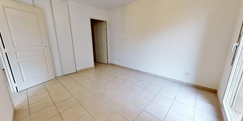 Photographie : Appartement-T2-en-rez-de-jardin-a-Lyon-12142023_091821
