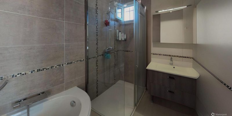Photographie : 13-Rue-dIraty-Bathroom-Defurnished
