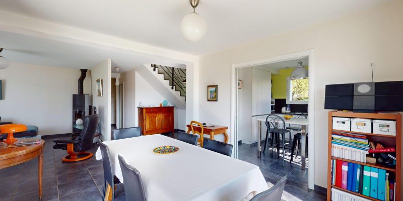 Photographie : TILLEROYES-Maison-T6-avec-piscine-03202026_165322